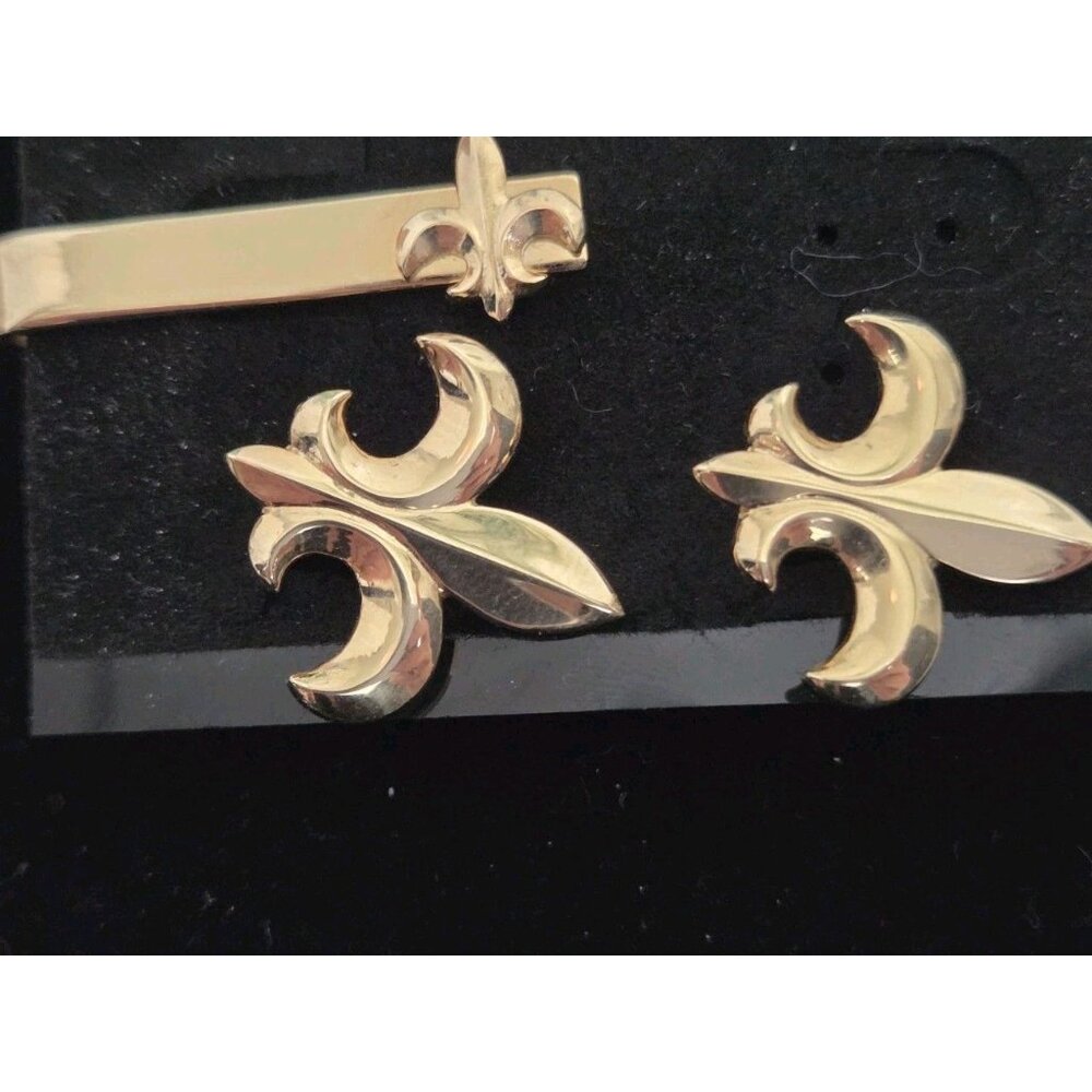 Vtg Fleur de Lis Cuff Links + Tie Clip Bar Robbins Co Attleboro Gold Tone - Picture 2 of 6